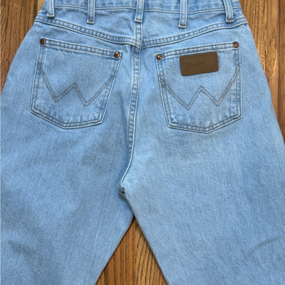 Wrangler High-Rise Light Blue Mom Jeans